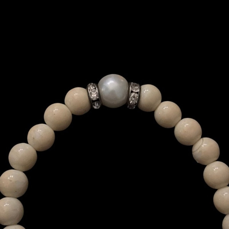 Vintage Rhinestone, Cream, Costume Pearl Bead Bead Stretch Bracelet