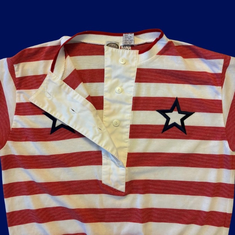 Vintage Navy Star Patch Red and White Rugby Striped Quarter Sleeve Ribbed Hem Button Down Shirt (M)