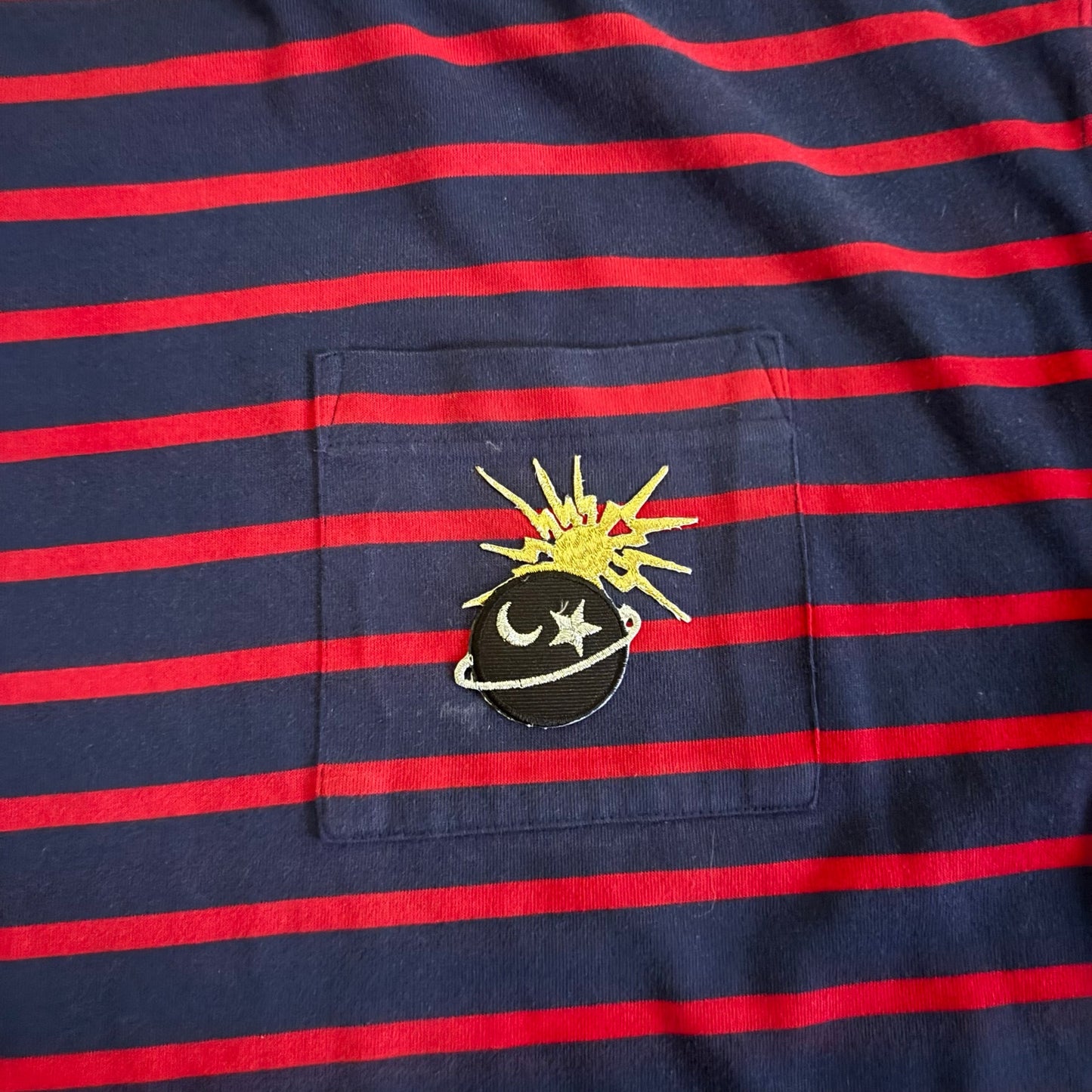 Vintage Sun and Moon Patch Blue/Green Striped 3/4 Sleeve Cotton V-Neck Top (L-XL)