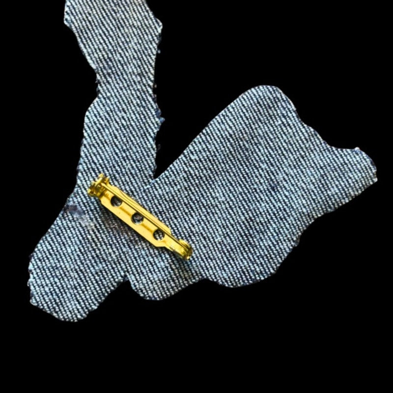 Large Treble Cleft & Playing Saxophone Jazz Music Vintage Embroidered Patch Pin