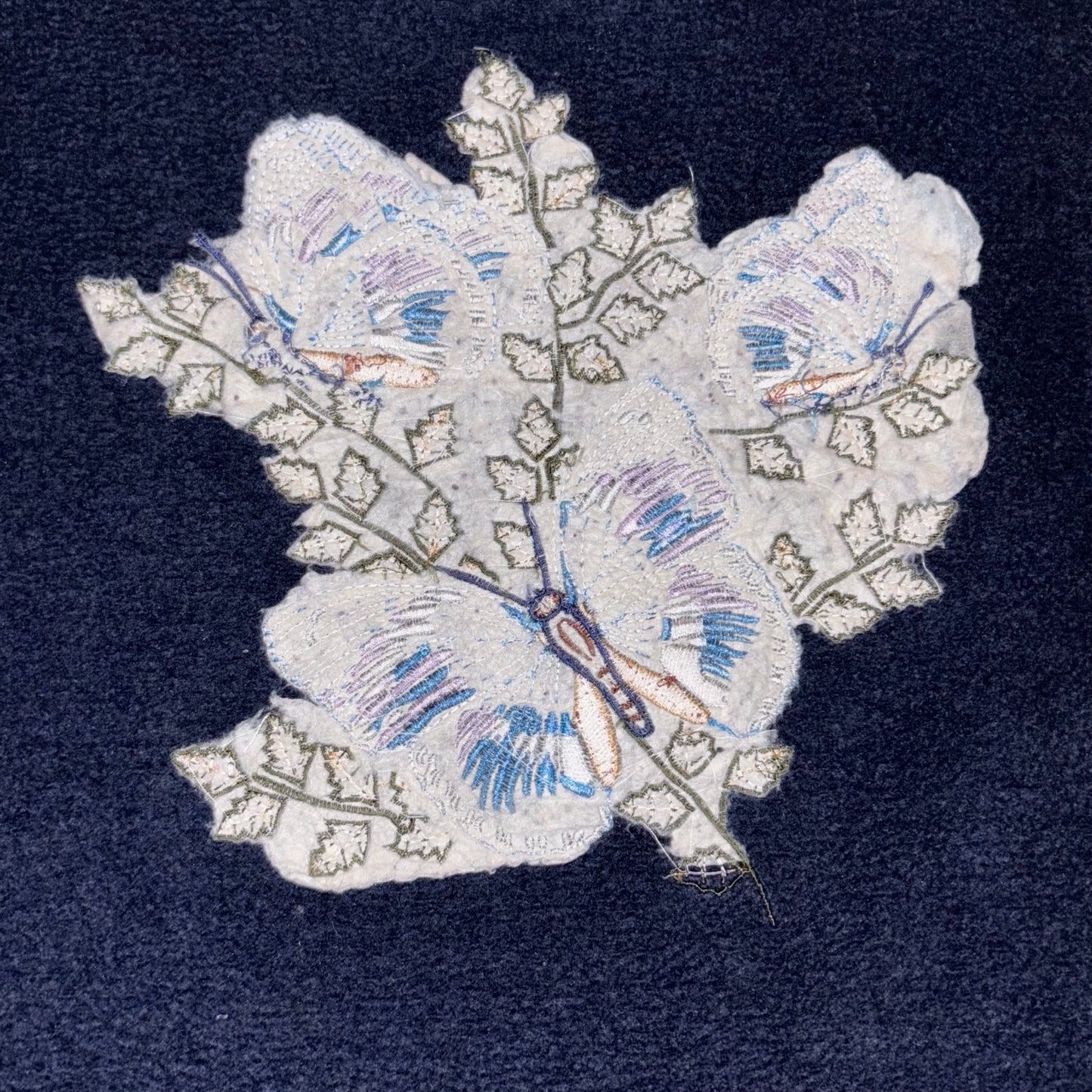 1990’s Vintage Unisex Embroidered Blue Butterflies Crewneck Sweater (Medium)