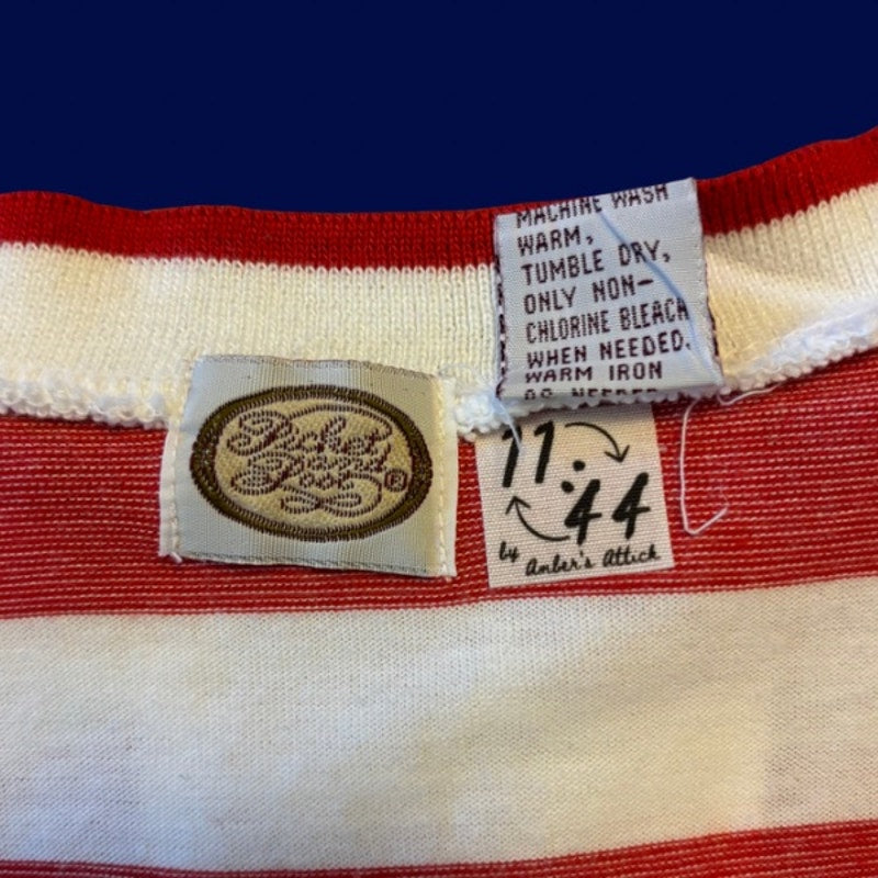 Vintage Navy Star Patch Red and White Rugby Striped Quarter Sleeve Ribbed Hem Button Down Shirt (M)