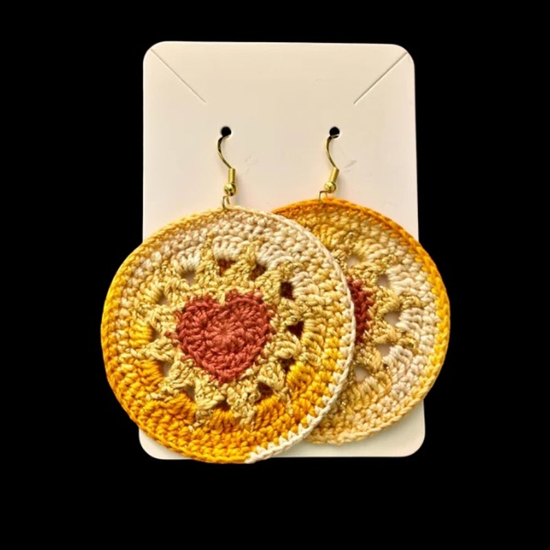 Orange Cream Ombré & Gold Hearts on Fire Micro-crocheted Disc Earrings