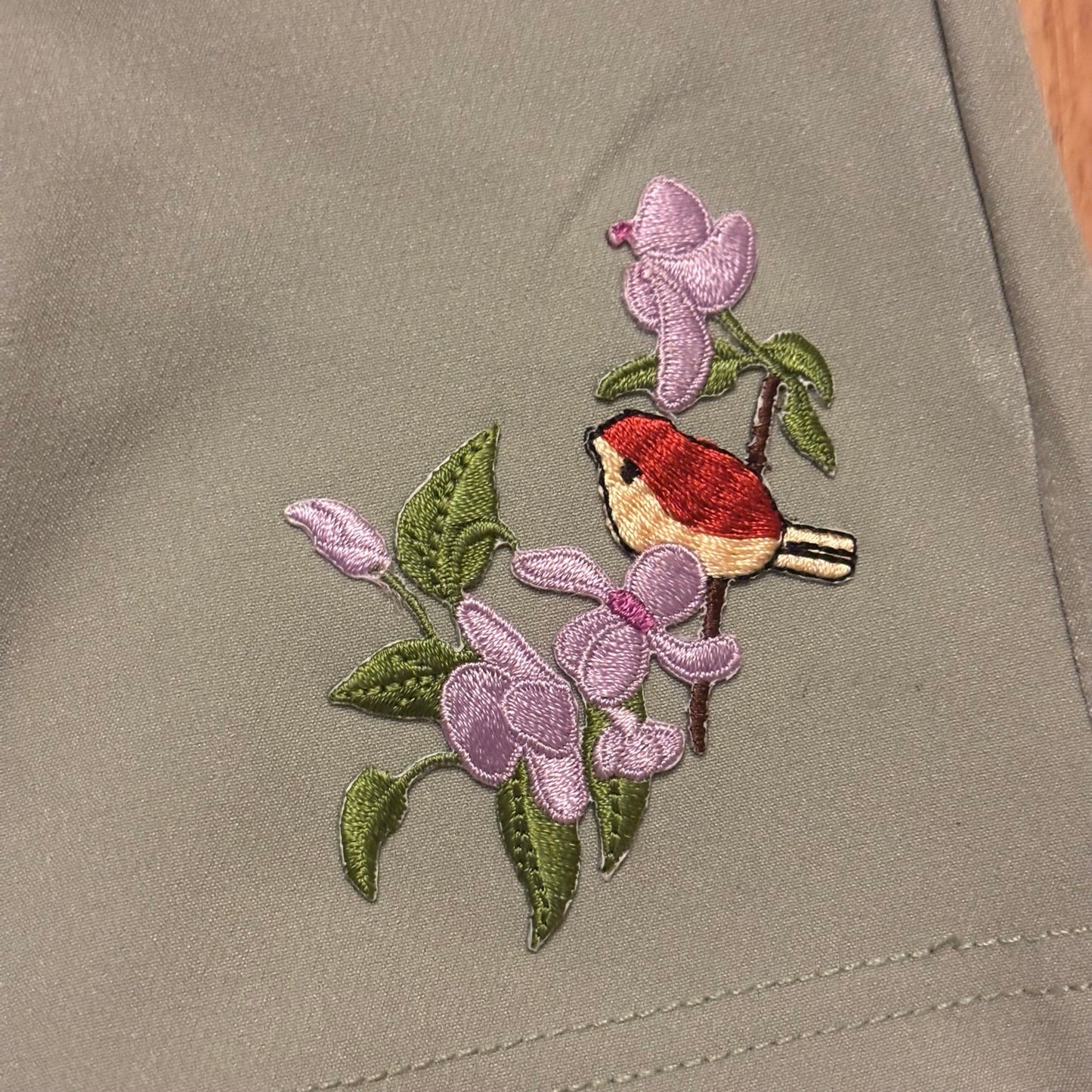 Vintage Birds and Purple Flowers Patch Embellished Sage Green NWT High-Waisted Shorts (XXL)