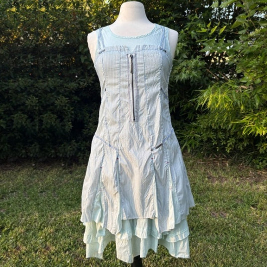 C’Fait Pour Vous Y2K Light Blue and White Pinstriped Drop Waist Handkerchief Hem Fairy Dress (S/M)
