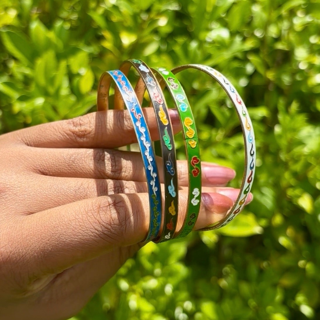 White/Rainbow Scroll Vintage Cloisonné Brass & Enamel Bangle (Small)