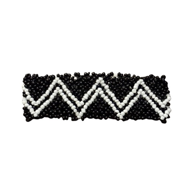Vintage Black and White Zig-zag Pattern Seed Bead Stretch Bracelet