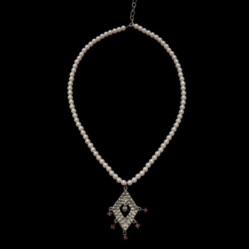 Vintage Hot Pink Rhinestone-Studded Diamond Pendant Pastel Pink Pearl Beaded Necklace