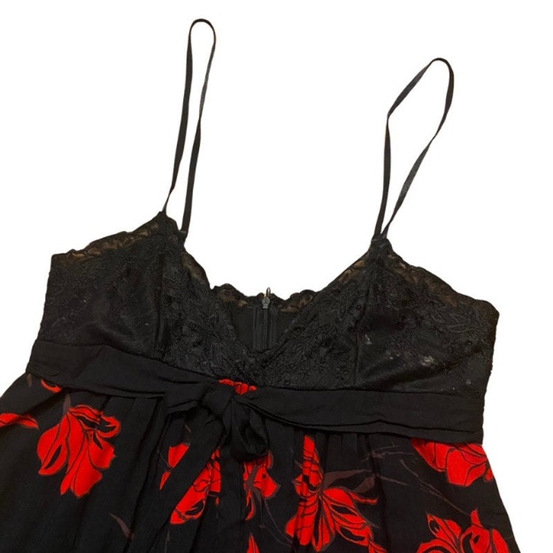 90’s Lacey Bust Black and Red Floral Babydoll Spaghetti Strap Dress  (M)