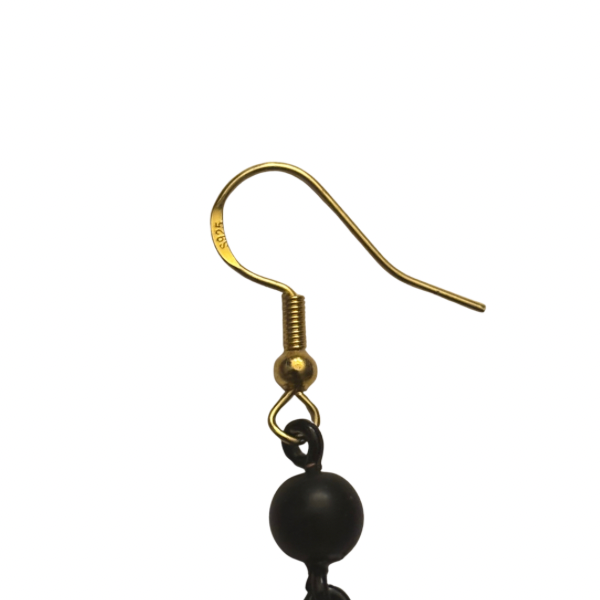 Baroque-inspired Black and White Pearl Beaded Drop Earrings