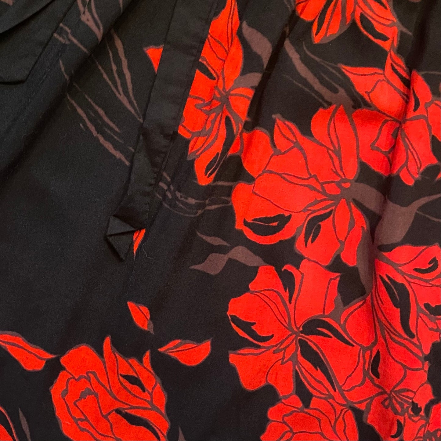 90’s Lacey Bust Black and Red Floral Babydoll Spaghetti Strap Dress  (M)