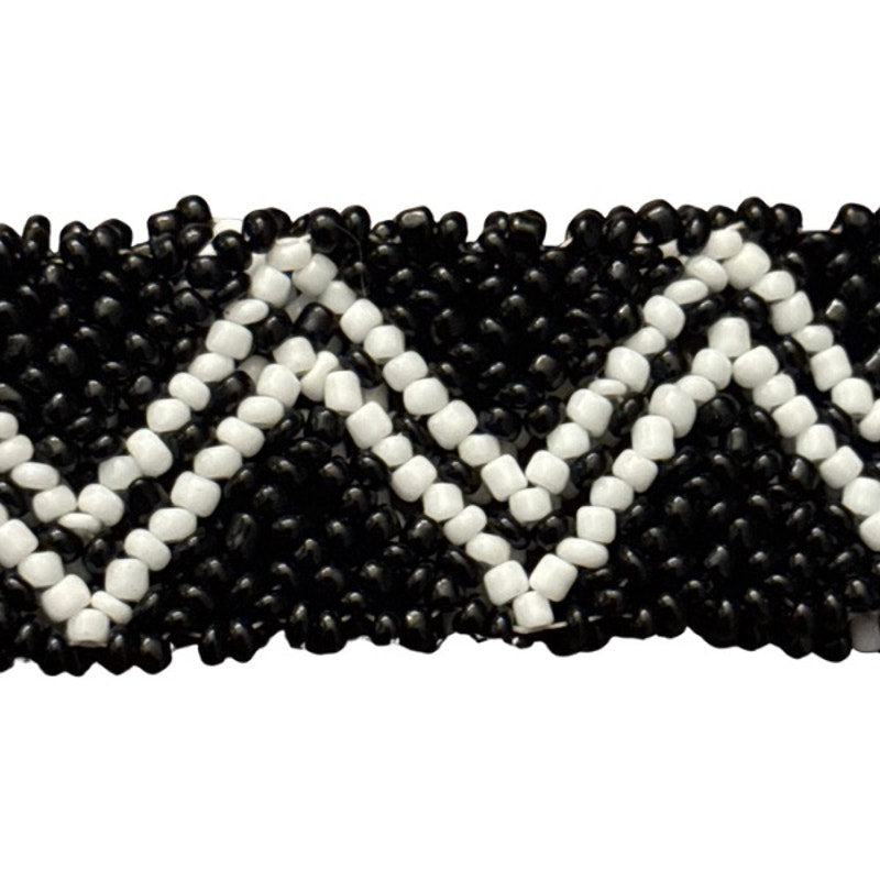 Vintage Black and White Zig-zag Pattern Seed Bead Stretch Bracelet
