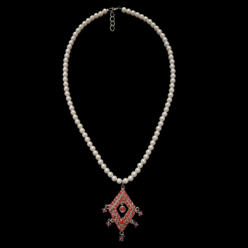 Vintage Hot Pink Rhinestone-Studded Diamond Pendant Pastel Pink Pearl Beaded Necklace
