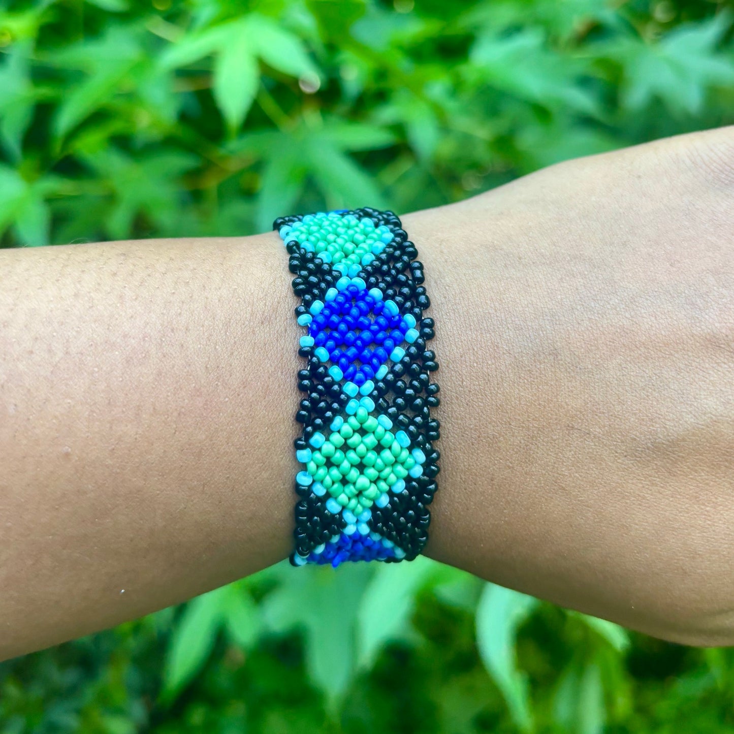 Vintage Black, Blue, and Green Diamond Pattern Seed Bead Stretch Bracelet