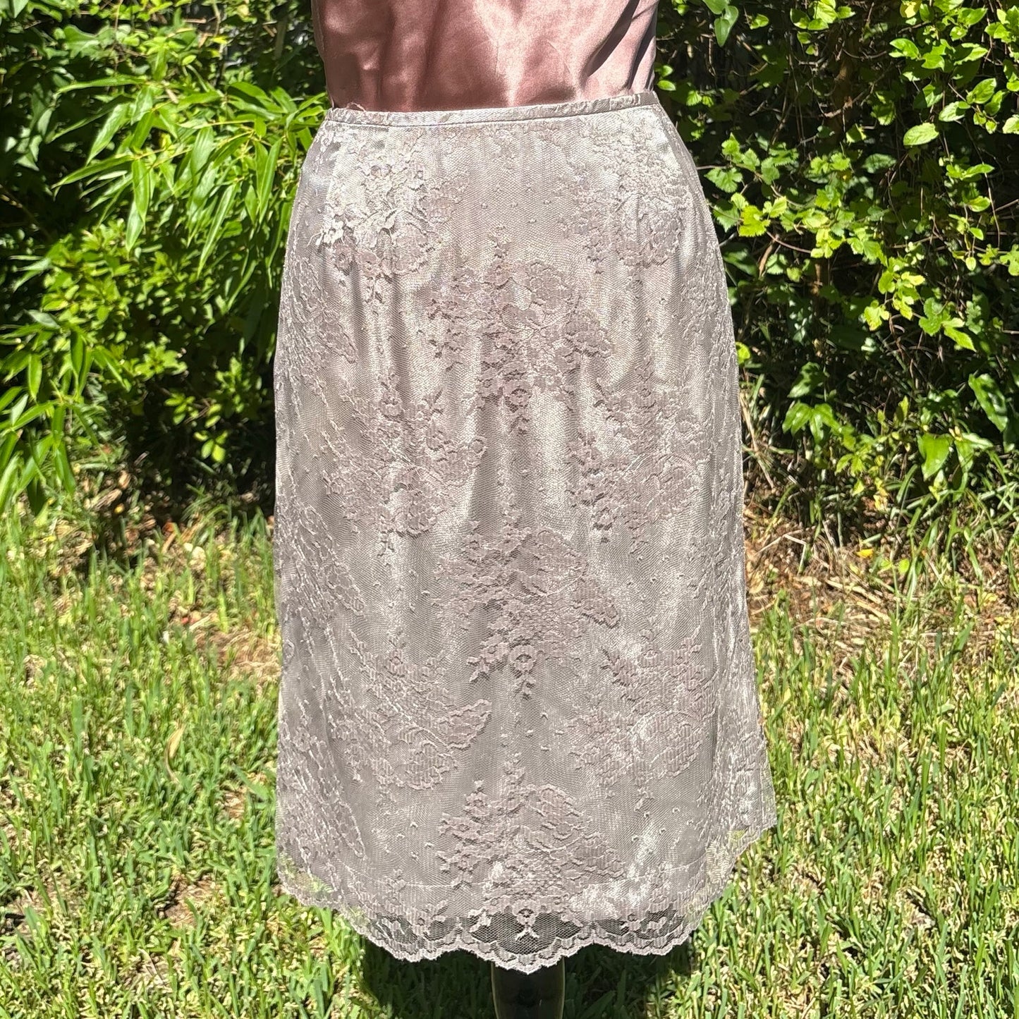 NWT Y2K Violet-Grey & Champagne Lace Kasper & Co Pencil Skirt (EU 40)