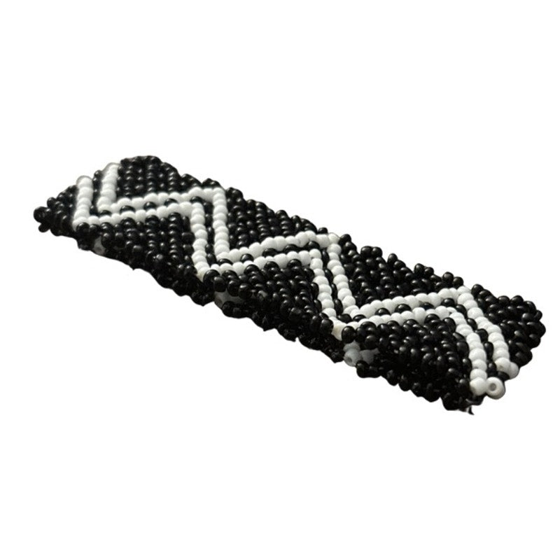 Vintage Black and White Zig-zag Pattern Seed Bead Stretch Bracelet