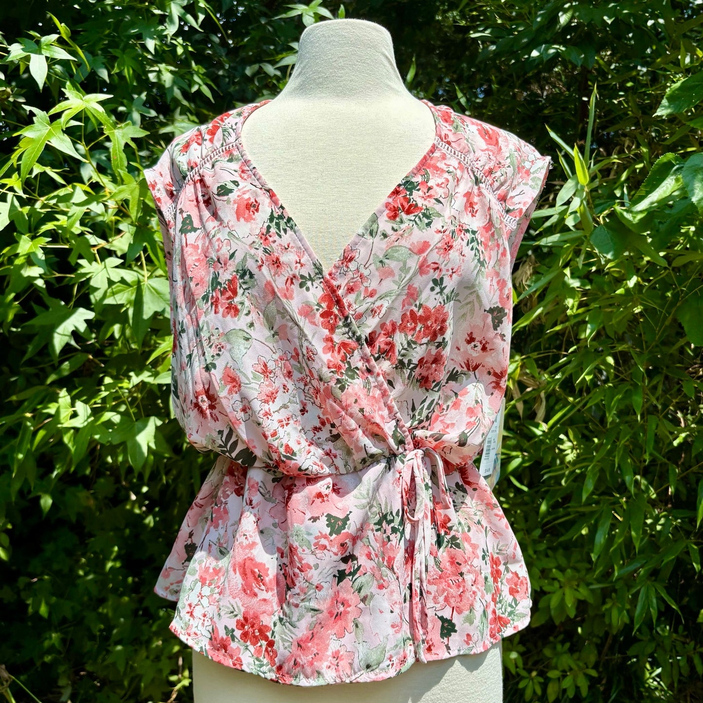 NWT Pink & Green Watercolor Floral Sleeveless Wrap Blouse (Large)