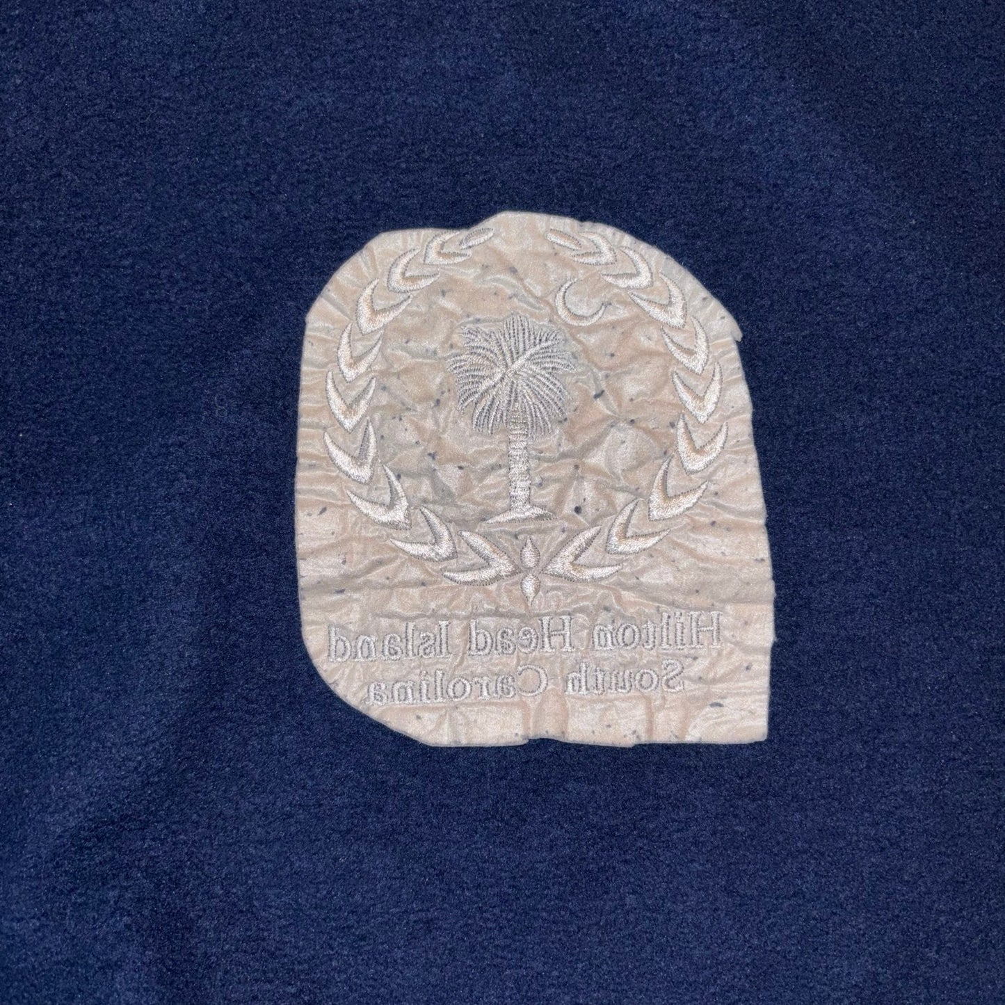 Vintage Embroidered Navy Blue Hilton Head Island South Carolina Unisex Crewneck Sweater (M)