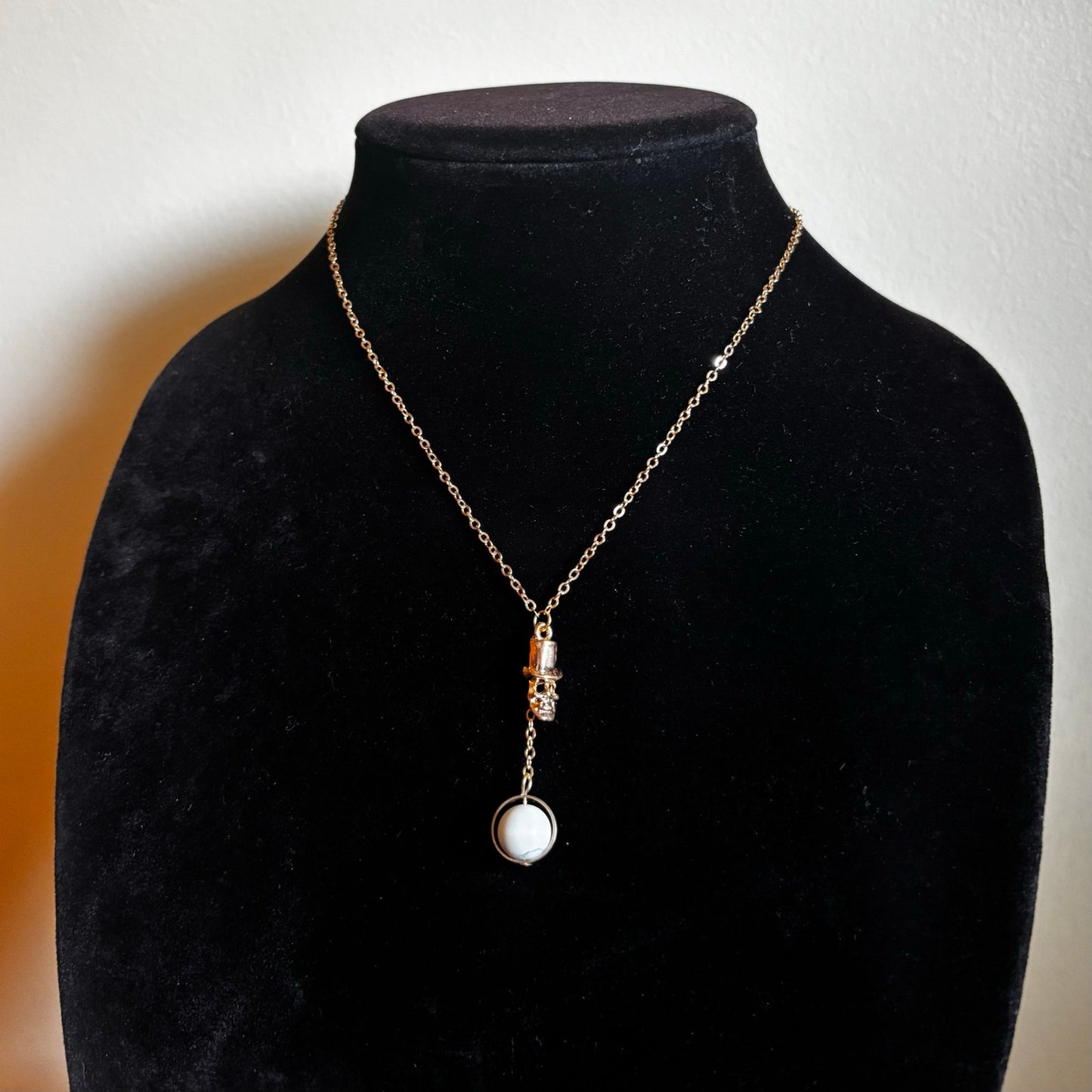 Gold Top Hat Skull & White Marble Charm Layered Drop Pendant Necklace